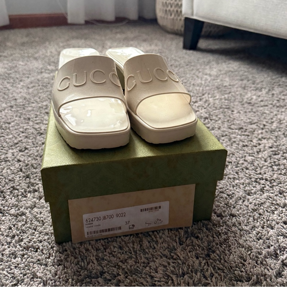 Gucci Cream Embossed Logo Slide Sandals - Picture 13 of 16